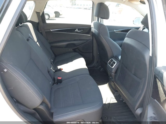 5XYPG4A55HG250268 KIA Sorento 3.3l Lx