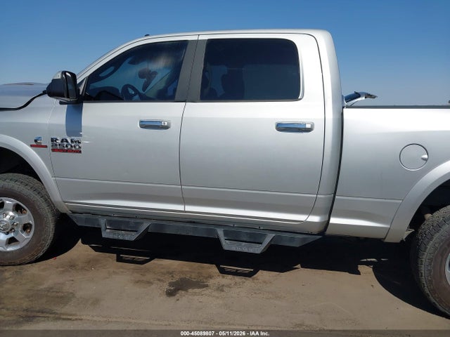 45089807 :رقم المزاد ، 3C6UR5DL9HG625214 vin ، 2017 Ram 2500 Big Horn  4x4 6'4 Box مزاد بيع