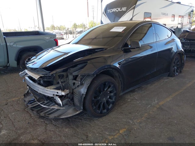 Продаж на аукціоні авто 2024 Tesla Model Y Long Range Single Motor Rear-wheel Drive/rwd, vin: 7SAYGDED1RF055737, номер лоту: 45089808