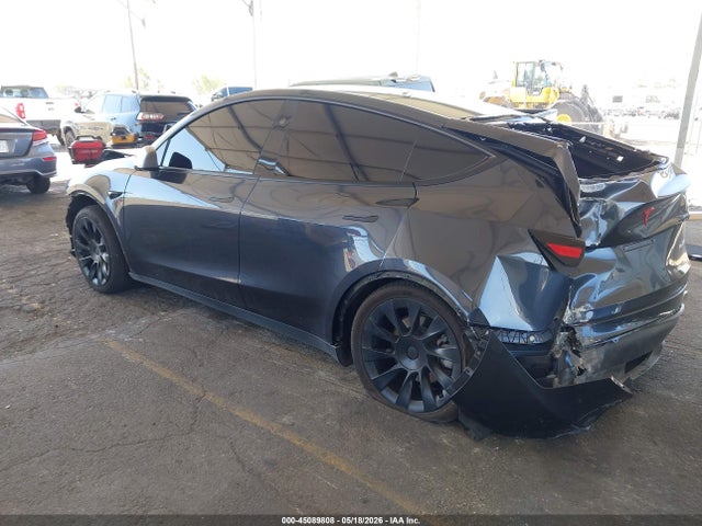 Продаж на аукціоні авто 2024 Tesla Model Y Long Range Single Motor Rear-wheel Drive/rwd, vin: 7SAYGDED1RF055737, номер лоту: 45089808