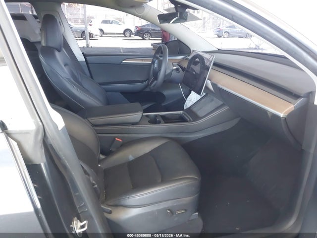 Продаж на аукціоні авто 2024 Tesla Model Y Long Range Single Motor Rear-wheel Drive/rwd, vin: 7SAYGDED1RF055737, номер лоту: 45089808