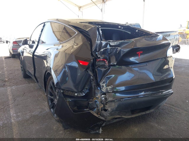 Продаж на аукціоні авто 2024 Tesla Model Y Long Range Single Motor Rear-wheel Drive/rwd, vin: 7SAYGDED1RF055737, номер лоту: 45089808