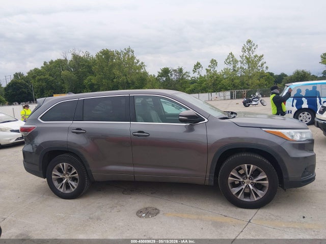 2015 Toyota Highlander Le Plus V6 მანქანა იყიდება აუქციონზე, vin: 5TDZKRFH9FS084490, აუქციონის ნომერი: 45089829