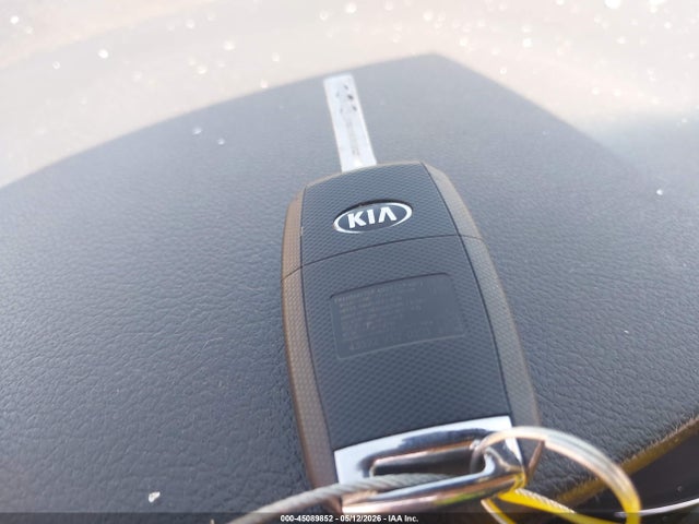 45089852 :رقم المزاد ، KNDMB5C17G6183305 vin ، 2016 Kia Sedona Lx مزاد بيع