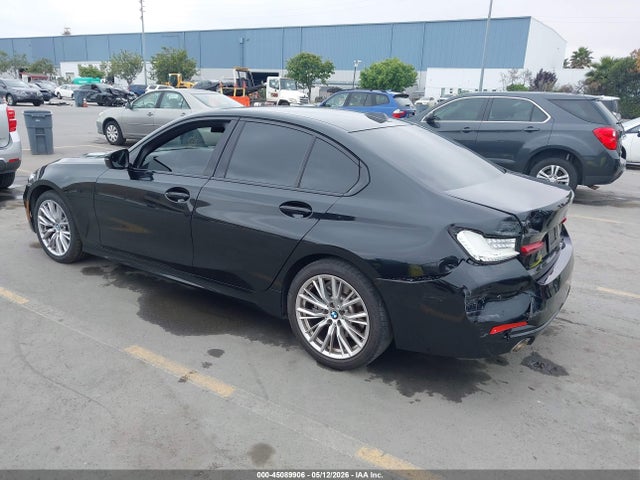 BMW 330I 2023 3MW69FF01P8D35663 Image 3