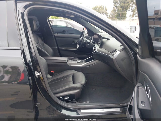 BMW 330I 2023 3MW69FF01P8D35663 Image 5