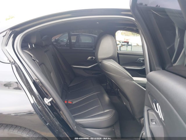 3MW69FF01P8D35663 BMW 330I