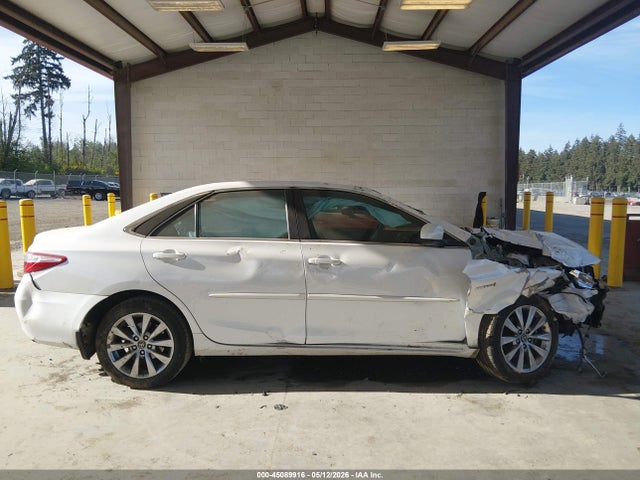 4T1BD1FKXHU215509 Toyota Camry Hybrid Xle