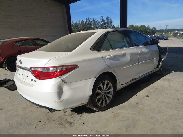 4T1BD1FKXHU215509 Toyota Camry Hybrid Xle