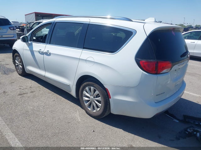 2019 Chrysler Pacifica Touring L მანქანა იყიდება აუქციონზე, vin: 2C4RC1BG2KR700660, აუქციონის ნომერი: 45089963