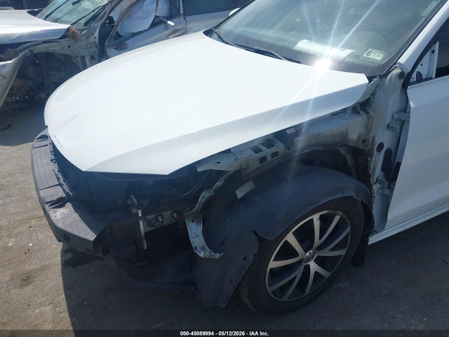 Auction sale of the 2017 Volkswagen Jetta 1.4t Se, vin: 3VWDB7AJ9HM357954, lot number: 45089994