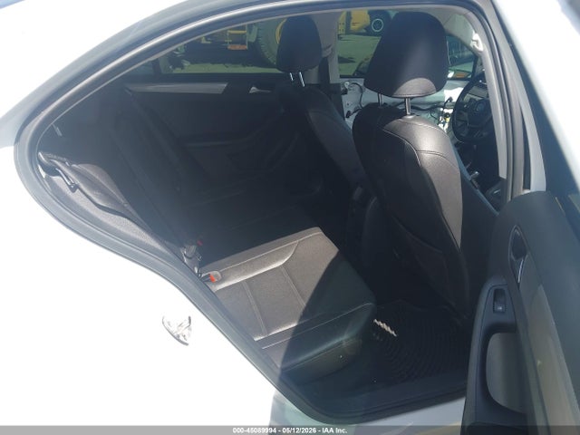 45089994 :رقم المزاد ، 3VWDB7AJ9HM357954 vin ، 2017 Volkswagen Jetta 1.4t Se مزاد بيع