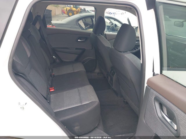 5N1BT3BA3NC719591 Nissan Rogue Sv Fwd