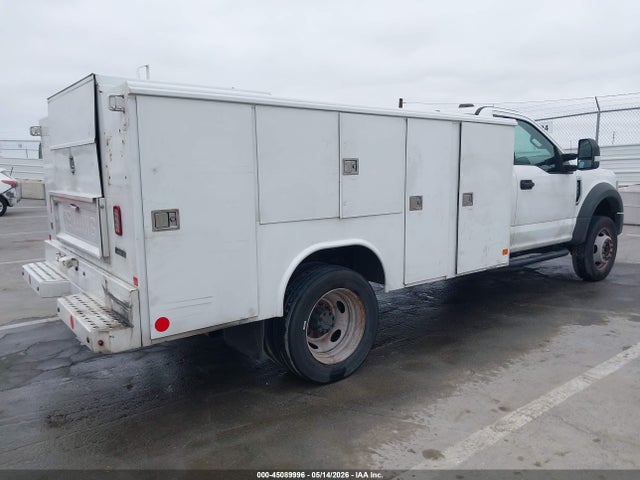 45089996 :رقم المزاد ، 1FDUF4GN4LEC43399 vin ، 2020 Ford F-450 Chassis Xl مزاد بيع