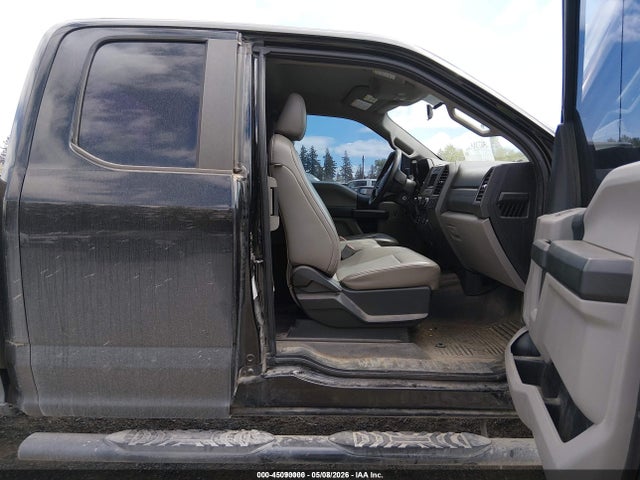 Ford F-350 Xl 2018 1FT8X3D69JEC69987 Image 5