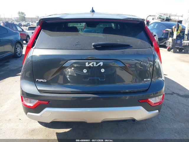 KNDCP3LE3T5327534 KIA NIRO LX