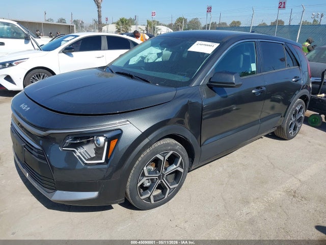 KNDCP3LE3T5327534 KIA NIRO LX
