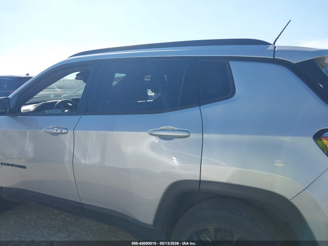 45090010 :رقم المزاد ، 3C4NJDBN1ST602897 vin ، 2025 Jeep Compass Latitude 4x4 مزاد بيع