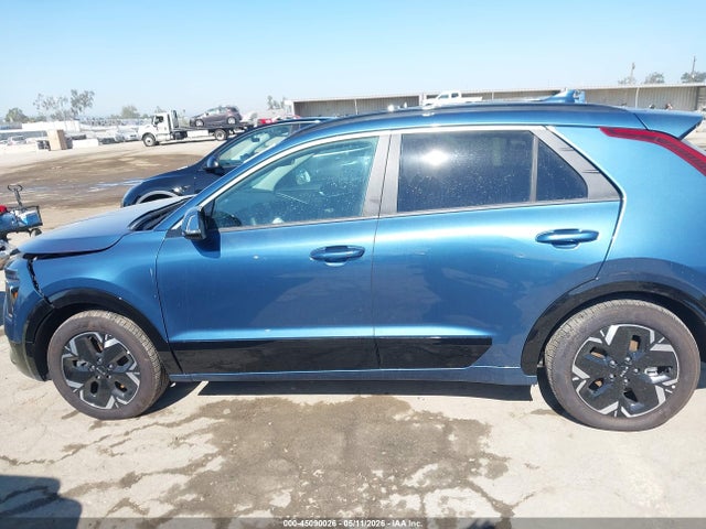Продаж на аукціоні авто 2025 Kia Niro Ev Wind, vin: KNDCR3L18S5145219, номер лоту: 45090026