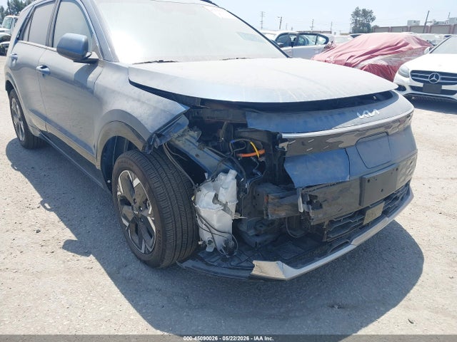 Продаж на аукціоні авто 2025 Kia Niro Ev Wind, vin: KNDCR3L18S5145219, номер лоту: 45090026