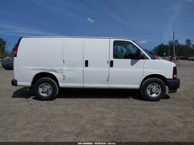 1GCWGAFG2H1102423 Chevrolet Express 2500 Work Van