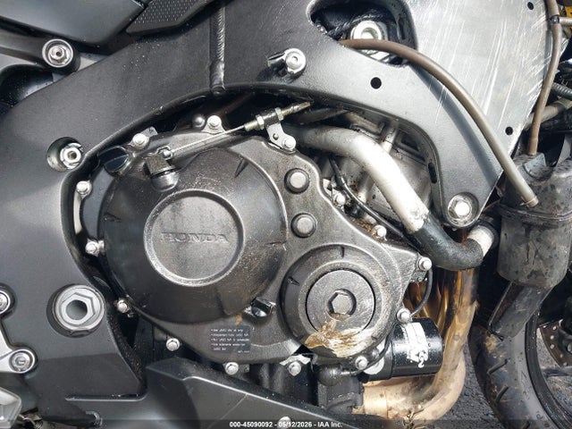 Honda CBR1000 RR 2015 JH2SC595XFK700155 Image 8