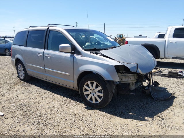 2014 Chrysler Town & Country Touring მანქანა იყიდება აუქციონზე, vin: 2C4RC1BG8ER243020, აუქციონის ნომერი: 45090125