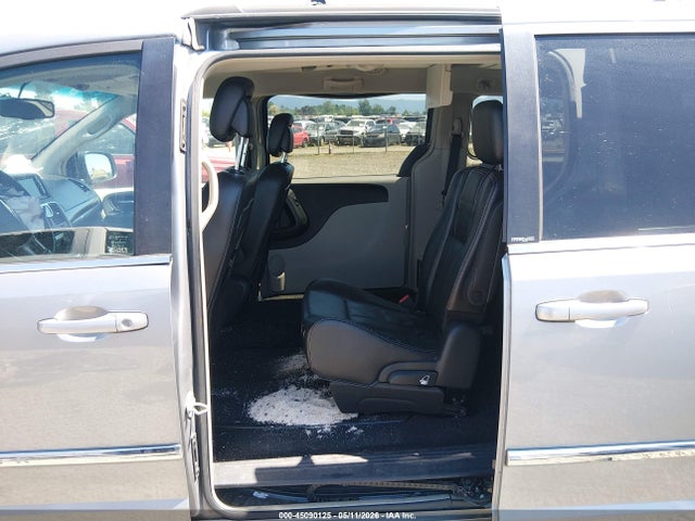 2C4RC1BG8ER243020 Chrysler Town &amp; Country Touring