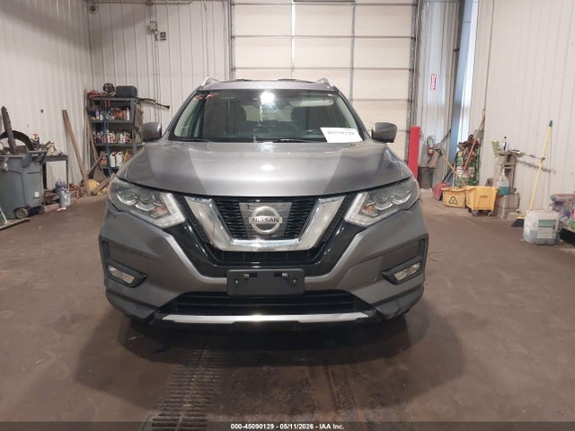 2017 Nissan Rogue Sl მანქანა იყიდება აუქციონზე, vin: 5N1AT2MV3HC751757, აუქციონის ნომერი: 45090129