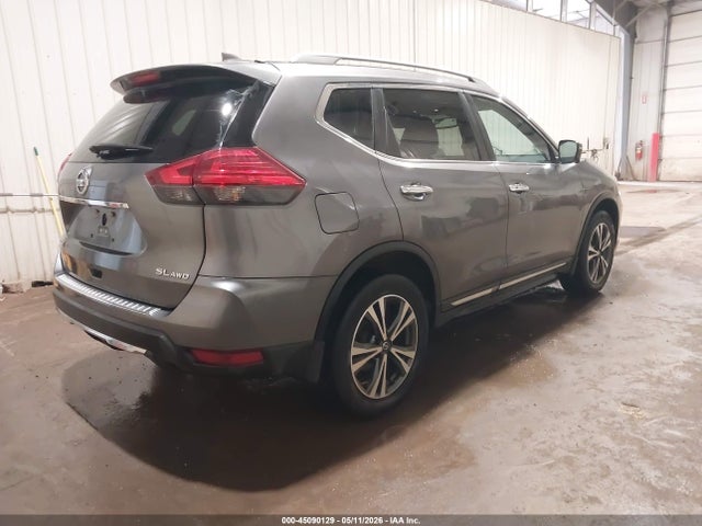 2017 Nissan Rogue Sl მანქანა იყიდება აუქციონზე, vin: 5N1AT2MV3HC751757, აუქციონის ნომერი: 45090129