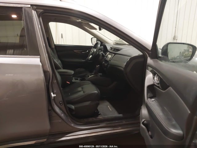 2017 Nissan Rogue Sl მანქანა იყიდება აუქციონზე, vin: 5N1AT2MV3HC751757, აუქციონის ნომერი: 45090129