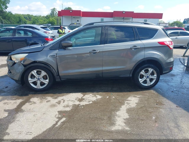 Продажа на аукционе авто 2014 Ford Escape Se, vin: 1FMCU9GX2EUE34683, номер лота: 45090145