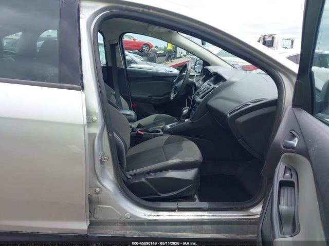 45090149 :رقم المزاد ، 1FADP3F27EL448870 vin ، 2014 Ford Focus Se مزاد بيع