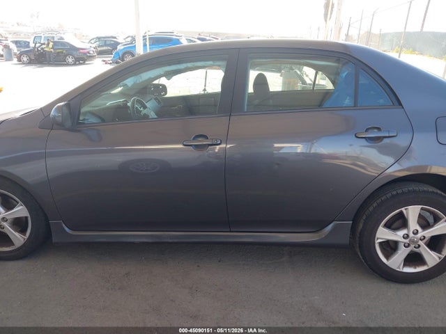 2013 Toyota Corolla S მანქანა იყიდება აუქციონზე, vin: 5YFBU4EE4DP155655, აუქციონის ნომერი: 45090151