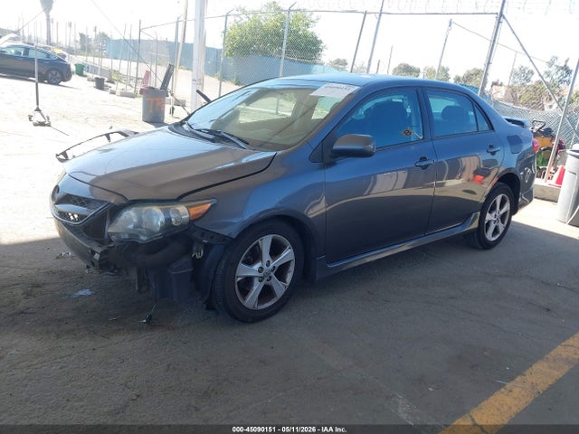 2013 Toyota Corolla S მანქანა იყიდება აუქციონზე, vin: 5YFBU4EE4DP155655, აუქციონის ნომერი: 45090151