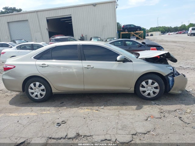 Продажа на аукционе авто 2015 Toyota Camry Le, vin: 4T4BF1FK1FR495317, номер лота: 45090174