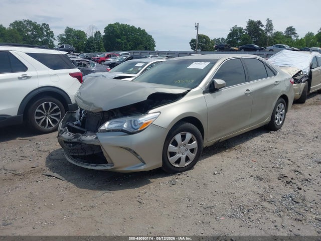 Продажа на аукционе авто 2015 Toyota Camry Le, vin: 4T4BF1FK1FR495317, номер лота: 45090174