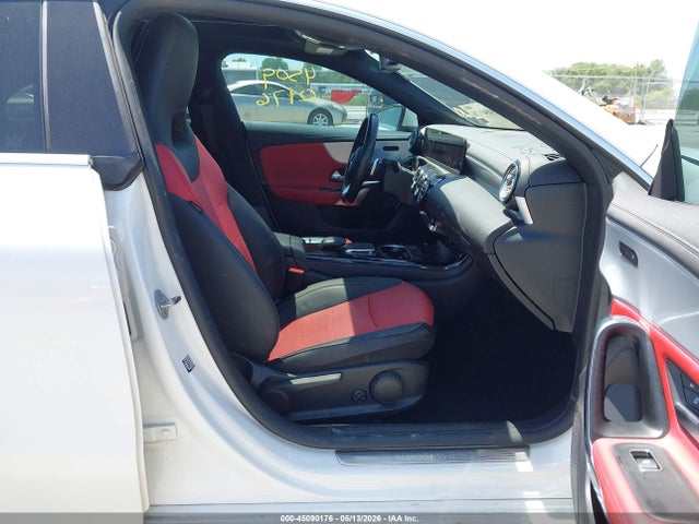 Продажа на аукционе авто 2022 Mercedes-benz Cla 250 Coupe, vin: W1K5J4GB8NN314075, номер лота: 45090176