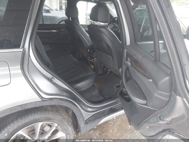 Продажа на аукционе авто 2017 Bmw X5 Xdrive35i, vin: 5UXKR0C31H0V81622, номер лота: 45090196