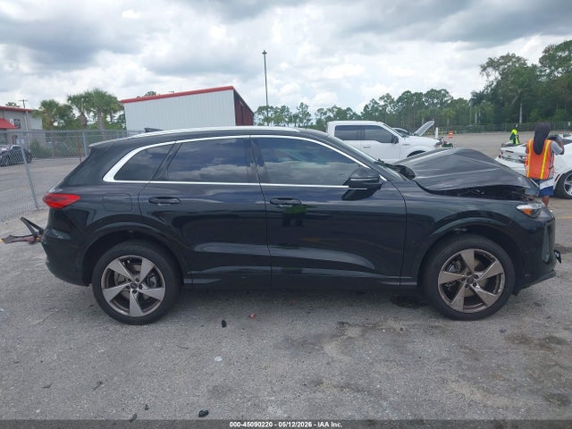 Продаж на аукціоні авто 2025 Audi All-new Q5 Premium Plus Tfsi Quattro S Tronic, vin: WA12AAGU0S2097142, номер лоту: 45090220