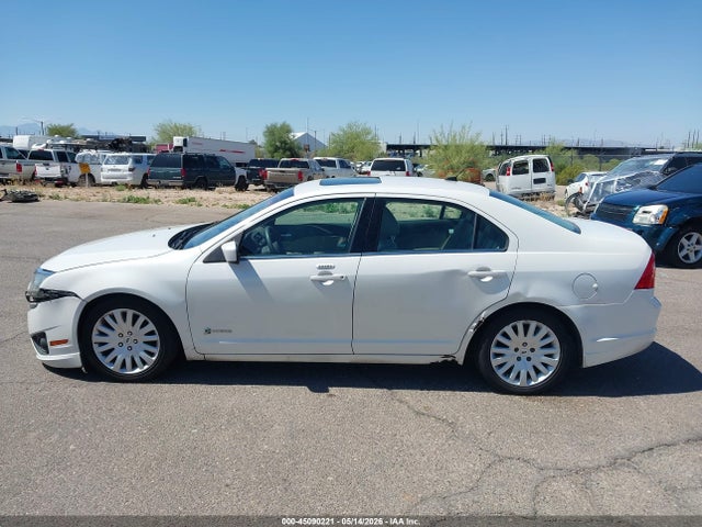 2010 Ford Fusion Hybrid მანქანა იყიდება აუქციონზე, vin: 3FADP0L34AR277292, აუქციონის ნომერი: 45090221