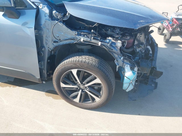 Продажа на аукционе авто 2024 Toyota Corolla Cross Hybrid Xse, vin: 7MUFBABG6RV017132, номер лота: 45090222