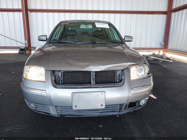 45090227 :رقم المزاد ، WVWTH63B83P278209 vin ، 2003 Volkswagen Passat Glx مزاد بيع