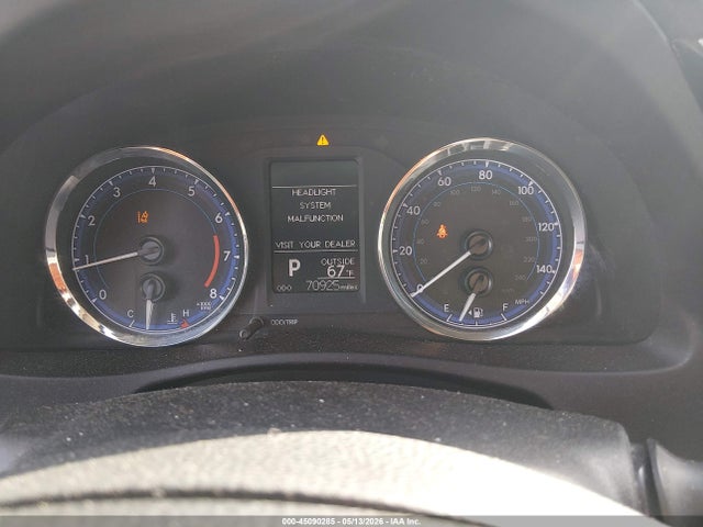 Продаж на аукціоні авто 2018 Toyota Corolla Le, vin: 5YFBURHE1JP819155, номер лоту: 45090285