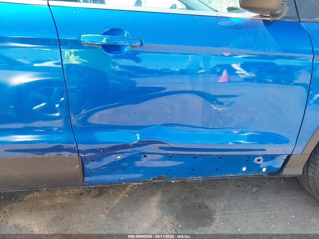 45090286 :رقم المزاد ، 1FMCU0GD4HUD50354 vin ، 2017 Ford Escape Se مزاد بيع