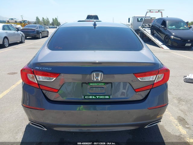 1HGCV2F93JA024810 Honda Accord Touring 2.0t