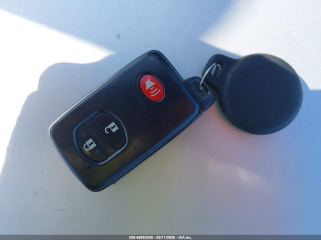45090298 :رقم المزاد ، JTDKN3DU3D5606698 vin ، 2013 Toyota Prius Two مزاد بيع