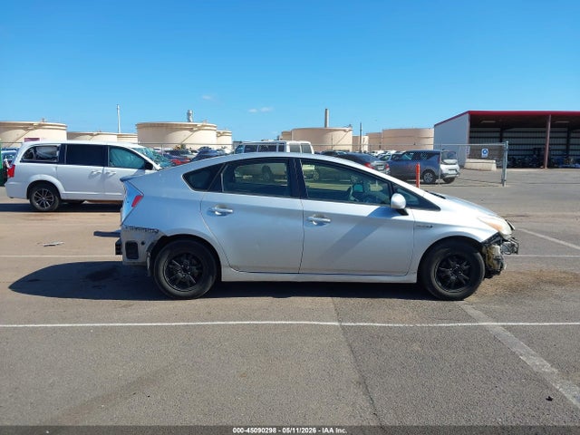 45090298 :رقم المزاد ، JTDKN3DU3D5606698 vin ، 2013 Toyota Prius Two مزاد بيع