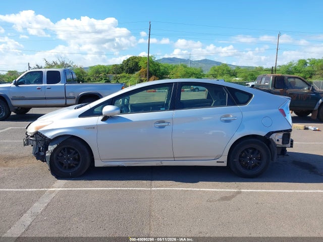 45090298 :رقم المزاد ، JTDKN3DU3D5606698 vin ، 2013 Toyota Prius Two مزاد بيع