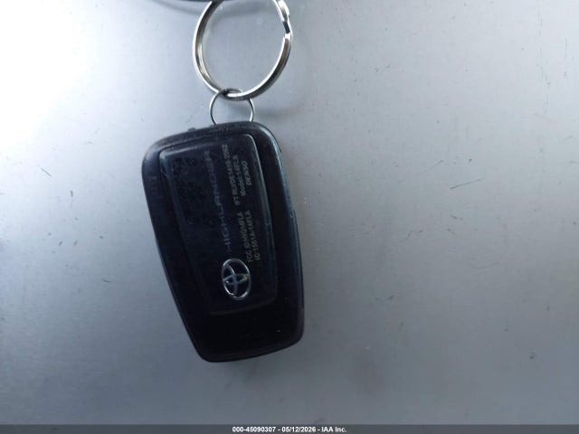 Toyota Highlander Le 2022 5TDBZRBH5NS254328 Image 11